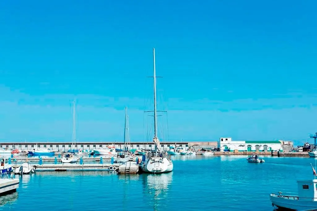 Harbour Apartment Roquetas de Mar